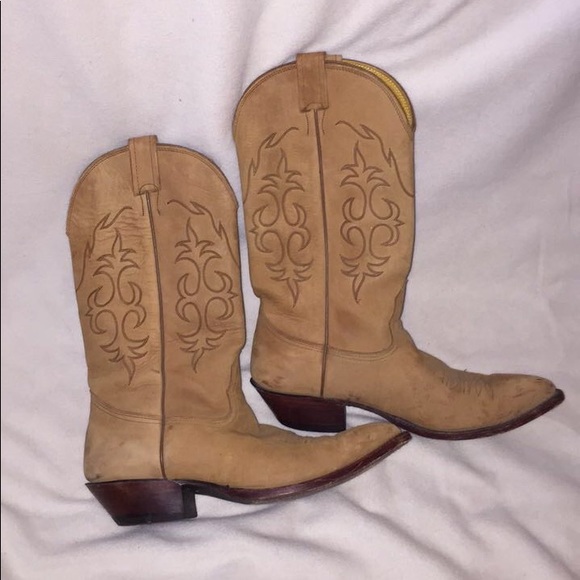 Cowgirl Boots! - Picture 1 of 7